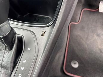 Ford Puma 5Dr ST-Line 1.0 MHEV 125PS Auto