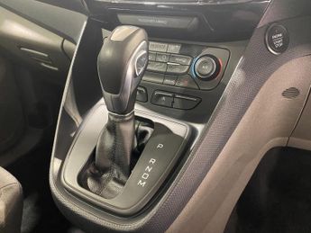 Ford Tourneo Connect 1.5 EcoBlue (120PS) Automatic Titanium 5dr.