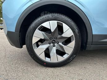 Ford Explorer 5Dr Premium Extended Range 2WD Auto