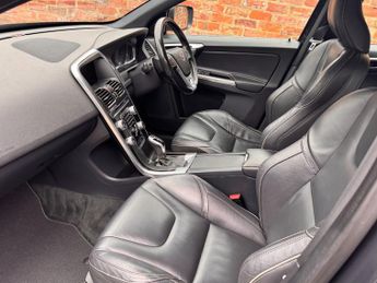 Volvo XC60 D5 R-DESIGN LUX NAV AWD AUTO