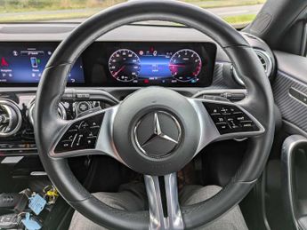 Mercedes-Benz A Class 1.3 A180h MHEV Sport (Executive) Hatchback 5dr Petrol Hybrid 7G-