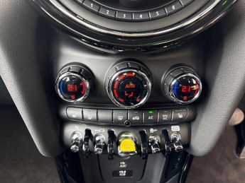 MINI HATCHBACK Cooper S 3Dr Level 3 135kW 33kWh Auto