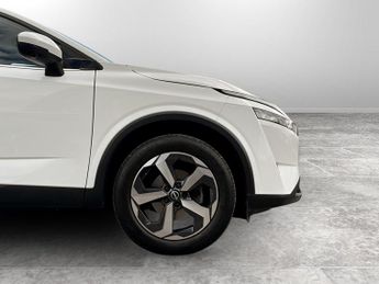 Nissan Qashqai 1.3 DiG-T MH 158 N-Connecta 5dr Xtronic