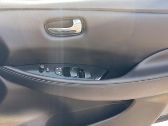 Nissan LEAF 110kW Tekna 39kWh 5dr Auto