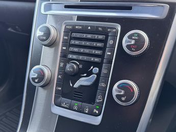 Volvo XC60 D5 R-DESIGN LUX NAV AWD