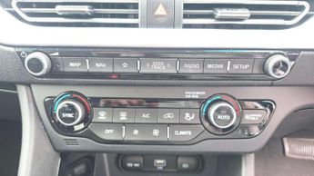 Kia Niro 1.6 GDi Hybrid 3 5dr DCT