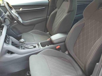 Skoda KAROQ 1.5 TSI Sportline 5dr DSG