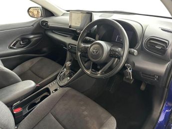 Toyota Yaris 5Dr Design 1.5 Hybrid Auto