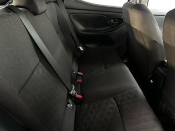 Toyota Yaris 5Dr Design 1.5 Hybrid Auto