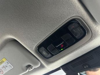 Toyota Yaris 5Dr Design 1.5 Hybrid Auto