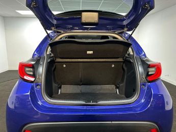 Toyota Yaris 5Dr Design 1.5 Hybrid Auto