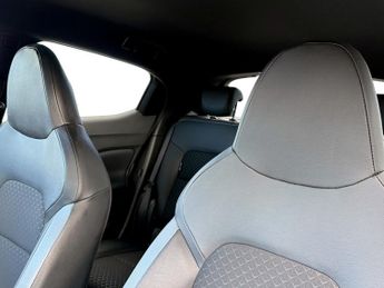 Nissan Juke 1.6 Hybrid N-Connecta 5dr Auto