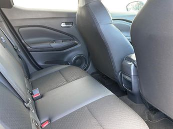 Nissan Juke 1.6 Hybrid N-Connecta 5dr Auto