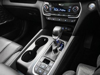 Hyundai Santa Fe 2.2 CRDi Premium SE 5dr 4WD Auto