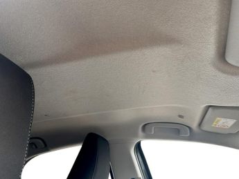 Toyota Yaris 1.5 Hybrid Design 5dr CVT