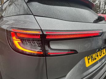 Renault Austral 5Dr Iconic Esprit Alpine 1.2 E-Tech FHEV Auto