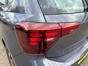 Volkswagen Polo VW  5Dr Life 1.0 TSI Auto