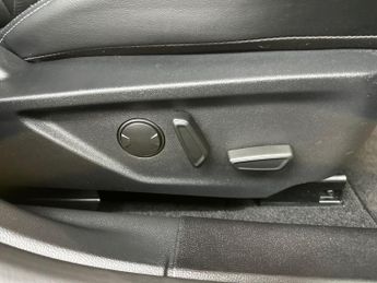 Ford Focus Estate ST-Line Vignale 1.0 MHEV 155PS Auto