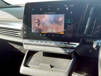 Renault Megane E-Tech EV60 160kW Launch Edition 60kWh OC 5dr Auto