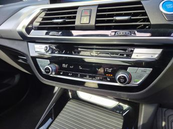 BMW ix3 210kW Premier Edition 80kWh 5dr Auto