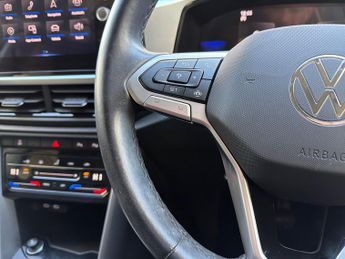 Volkswagen T-roc VW  5Dr Life 1.5 TSI Auto