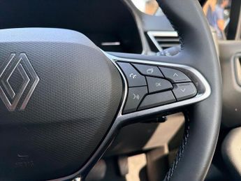 Renault Clio 5Dr Techno 1.6 E-TECH Hybrid 145PS Auto