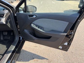 Renault Clio 5Dr Techno 1.6 E-TECH Hybrid 145PS Auto