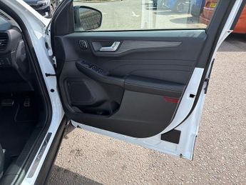 Ford Kuga 5Dr Active 2.5 PHEV 243PS 2WD Auto