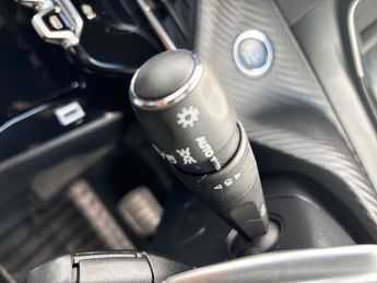 Peugeot 2008 5Dr Allure 1.2 PureTech 130PS Auto