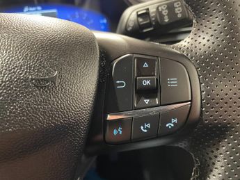 Ford Puma 1.0 Turbo EcoBoost Hybrid (155PS) mHEV Automatic ST-Line Vignale