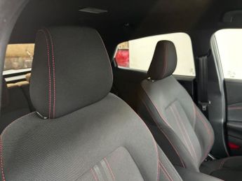 Ford Puma 5Dr ST-Line 1.0 MHEV 125PS Auto