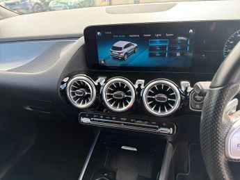 Mercedes-Benz GLA Class Mercedes GLA 180 5Dr AMG Line Premium Plus 1.2 Auto