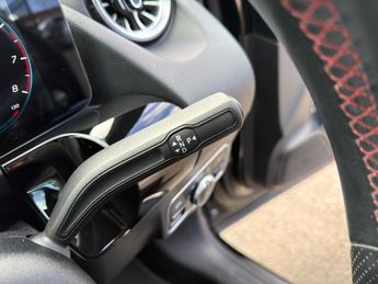 Mercedes-Benz GLA Class Mercedes GLA 180 5Dr AMG Line Premium Plus 1.2 Auto