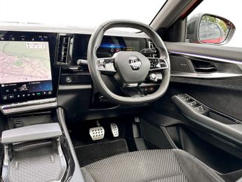 Renault Austral E-Tech FHEV Iconic Esprit Alpine 5dr Auto 4C
