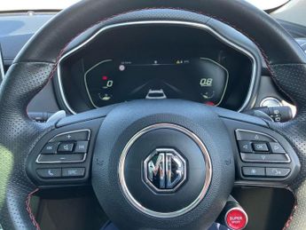 MG HS 1.5 T-GDI Exclusive 5dr DCT