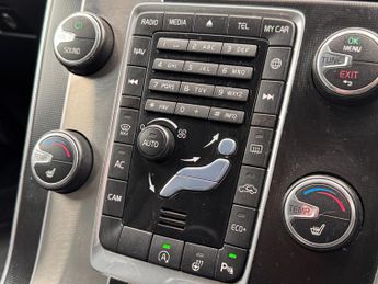 Volvo V60 D3 R-DESIGN NAV