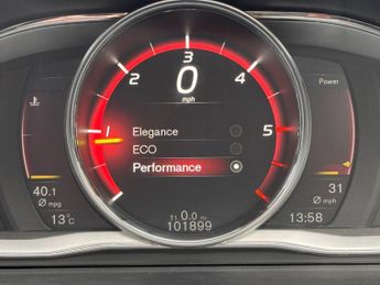 Volvo V60 D3 R-DESIGN NAV