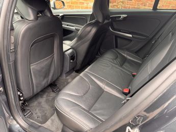 Volvo V60 D3 R-DESIGN NAV