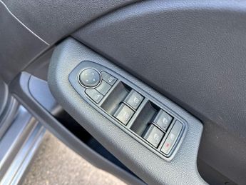 Renault Clio 5Dr Evolution 1.6 E-Tech HEV 145PS Auto