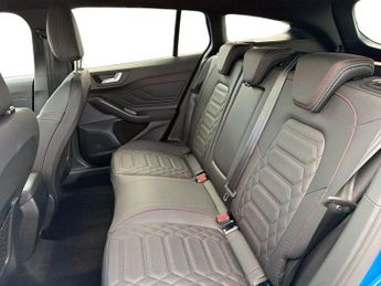 Ford Focus Estate ST-Line X 1.0 MHEV 155PS Auto