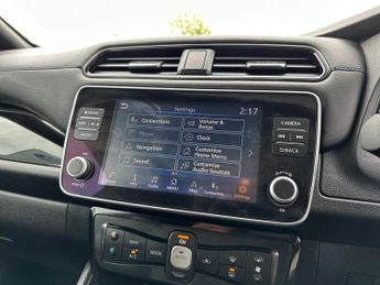 Nissan LEAF 5Dr Tekna 110kW 39kWh Auto