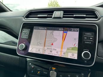 Nissan LEAF 5Dr Tekna 110kW 39kWh Auto