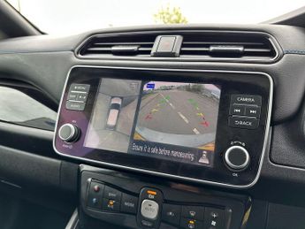 Nissan LEAF 5Dr Tekna 110kW 39kWh Auto