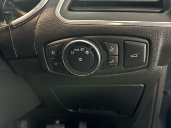 Ford Galaxy 5Dr Titanium 2.5 FHEV 190PS Auto