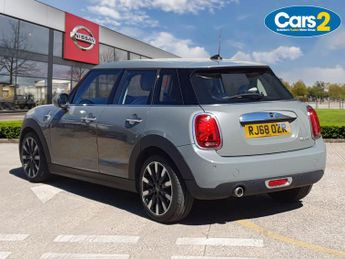 MINI HATCHBACK 1.5 Cooper Exclusive II 5dr Auto