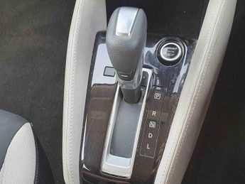 Nissan Micra 1.0 IG-T 92 Tekna 5dr CVT