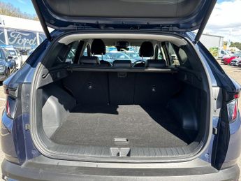 Hyundai Tucson 5Dr Premium 1.6 T-GDi Hybrid