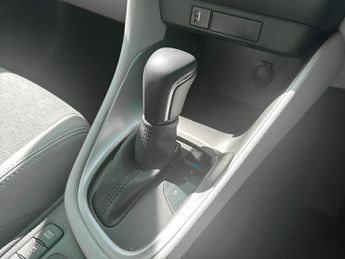 Toyota Yaris 1.5 Hybrid Excel 5dr CVT
