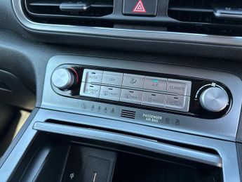 Hyundai Kona 5Dr Premium100kW 39kWh Auto
