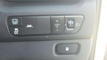 Kia Niro 1.6 GDi Hybrid 3 5dr DCT